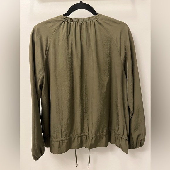 Green jacket - Picture 3 of 3